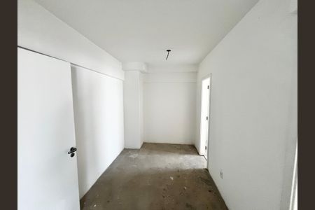 Apartamento à venda com 298m², 4 quartos e 5 vagas Apartamento à venda com 298m², 4 quartos e 5 vagasCorredor