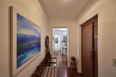 Apartamento para alugar com 222m², 3 quartos e 2 vagasCorredor