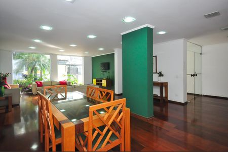 Apartamento para alugar com 222m², 3 quartos e 2 vagasÁrea comum - Salão de Festa