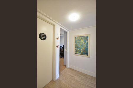 Apartamento para alugar com 222m², 3 quartos e 2 vagasCorredor