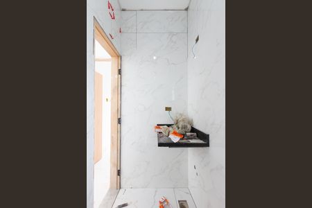 Casa à venda com 90m², 2 quartos e 2 vagas Casa à venda com 90m², 2 quartos e 2 vagasBanheiro