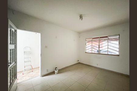 Casa à venda com 250m², 4 quartos e 2 vagascasa 1 - sala
