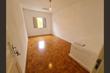 Casa à venda com 250m², 4 quartos e 2 vagascasa 2 - quarto