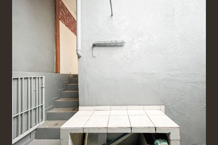 Casa à venda com 250m², 4 quartos e 2 vagascasa 1 - área de serviço