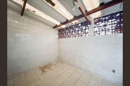 Casa à venda com 250m², 4 quartos e 2 vagascasa 1 - quintal