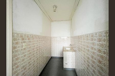 Casa à venda com 250m², 4 quartos e 2 vagascasa 1 - área de serviço