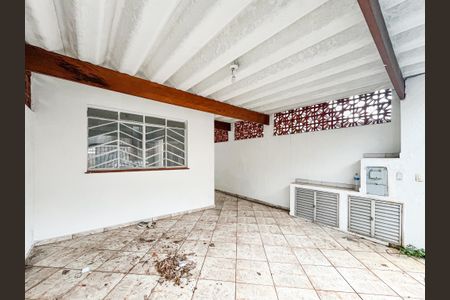 Casa à venda com 250m², 4 quartos e 2 vagascasa 1 - garagem