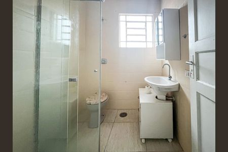 Casa à venda com 250m², 4 quartos e 2 vagascasa 1 banheiro