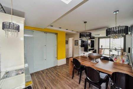 Apartamento à venda com 86m², 2 quartos e 1 vaga Apartamento à venda com 86m², 2 quartos e 1 vagaSala