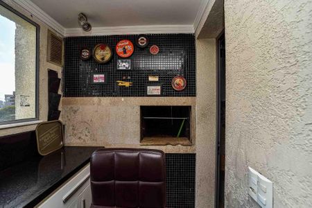 Apartamento à venda com 86m², 2 quartos e 1 vaga Apartamento à venda com 86m², 2 quartos e 1 vagaSacada da Sala/Churrasqueira