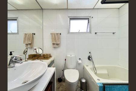 Apartamento para alugar com 62m², 2 quartos e 1 vagaBanheiro