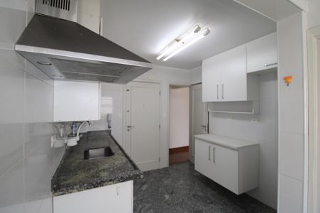 Apartamento à venda com 101m², 3 quartos e 1 vagaCozinha