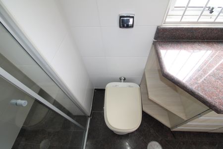 Apartamento à venda com 101m², 3 quartos e 1 vagaQuarto 3 - Banheiro