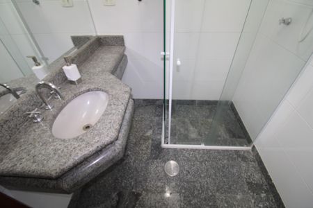 Apartamento à venda com 101m², 3 quartos e 1 vagaBanheiro