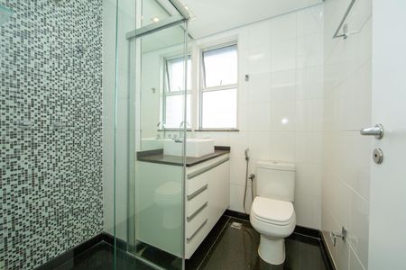 Apartamento para alugar com 293m², 5 quartos e 4 vagasBANHEIRO2