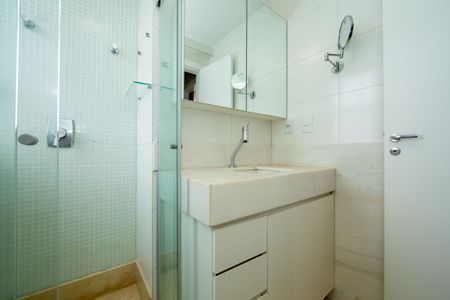 Apartamento para alugar com 293m², 5 quartos e 4 vagasBANHEIRO1