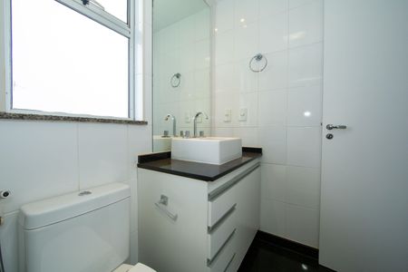 Apartamento para alugar com 293m², 5 quartos e 4 vagasBANHEIRO3