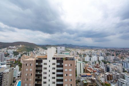 Apartamento para alugar com 293m², 5 quartos e 4 vagasVISTA