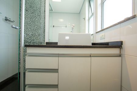 Apartamento para alugar com 293m², 5 quartos e 4 vagasBANHEIRO2