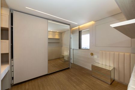 Apartamento para alugar com 293m², 5 quartos e 4 vagasQUARTO3