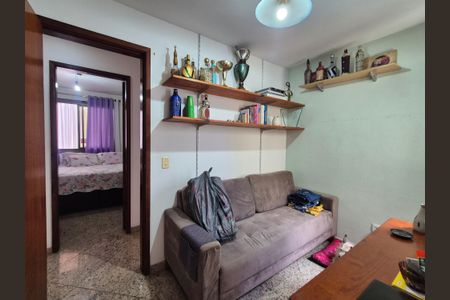 Apartamento à venda com 77m², 2 quartos e 1 vagaQuarto de Serviço (reversível)