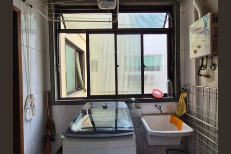 Apartamento à venda com 77m², 2 quartos e 1 vagaÁrea de Serviço 