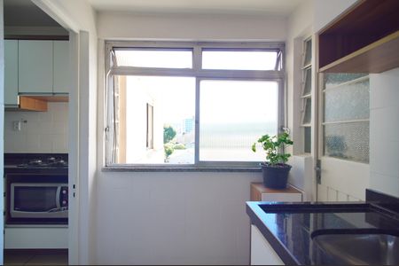 Apartamento à venda com 73m², 2 quartos e sem vagaÁrea de Serviço