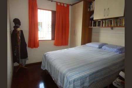 Casa à venda com 3 quartos, 199m² em Jardim das Palmeiras, São Bernardo do Campo