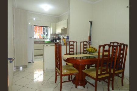 Casa à venda com 3 quartos, 199m² em Jardim das Palmeiras, São Bernardo do Campo