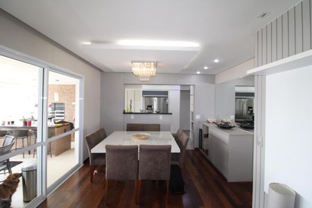 Apartamento à venda com 120m², 3 quartos e sem vagaSala