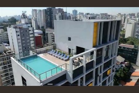Apartamento à venda com 31m², 1 quarto e sem vaga