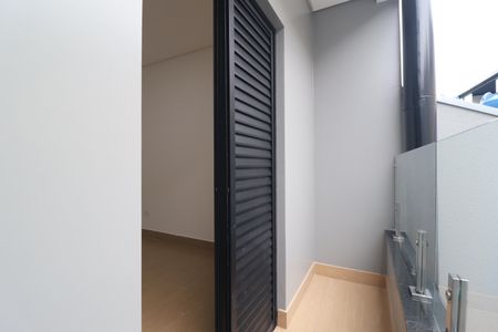 Casa à venda com 132m², 4 quartos e 3 vagasVaranda Quarto 3