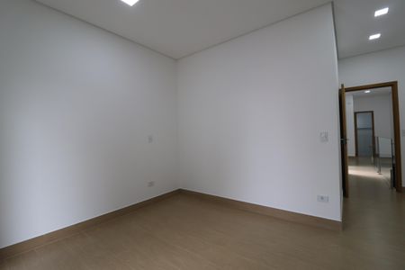 Casa à venda com 132m², 4 quartos e 3 vagasSuíte 1