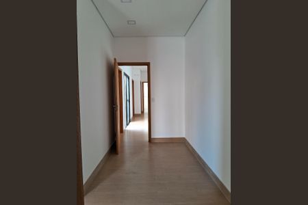 Casa à venda com 3 quartos, 132m² em Parque das Nações, Santo André