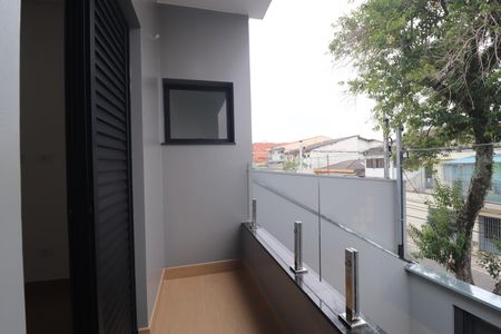 Casa à venda com 132m², 4 quartos e 3 vagasVaranda Suíte 1