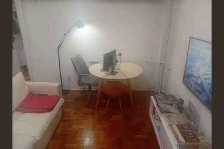 Apartamento à venda com 35m², 1 quarto e sem vaga
