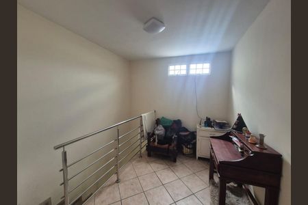 Casa à venda com 581m², 3 quartos e 4 vagas