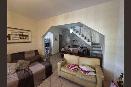 Casa à venda com 581m², 3 quartos e 4 vagas