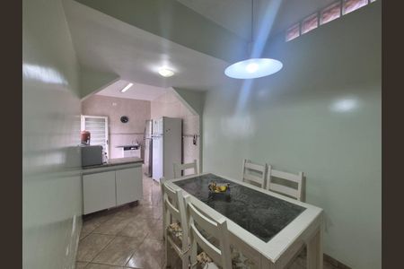 Casa à venda com 581m², 3 quartos e 4 vagas