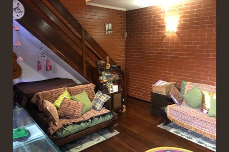 Casa à venda com 3 quartos, 210m² em Demarchi, São Bernardo do Campo