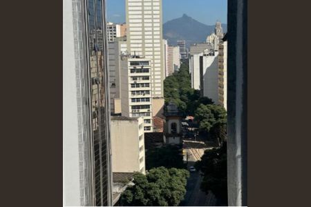 Apartamento à venda com 33m², 1 quarto e sem vaga