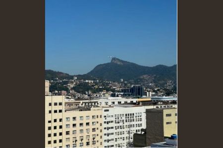 Apartamento à venda com 33m², 1 quarto e sem vaga