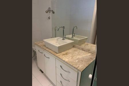 Casa à venda com 3 quartos, 360m² em Taquara, Rio de Janeiro