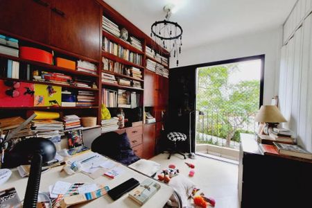 Apartamento à venda com 3 quartos, 74m² em Jardim Morumbi, São Paulo