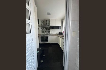 Apartamento à venda com 156m², 3 quartos e 2 vagas