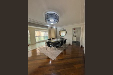 Apartamento à venda com 156m², 3 quartos e 2 vagas