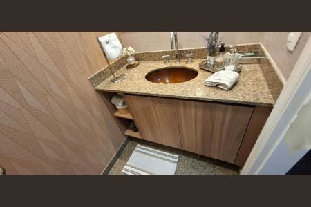 Apartamento à venda com 193m², 3 quartos e 3 vagas