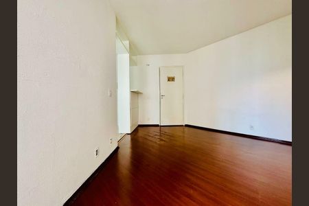 Apartamento à venda com 2 quartos, 50m² em Vila Inglesa, São Paulo