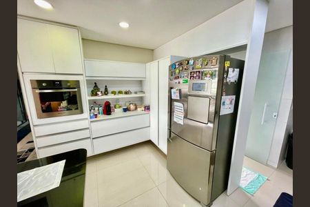 Apartamento à venda com 122m², 2 quartos e 2 vagas