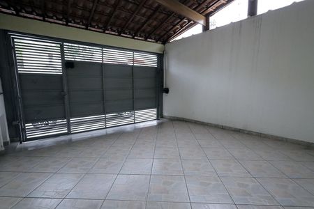 Casa à venda com 190m², 3 quartos e 2 vagasGaragem